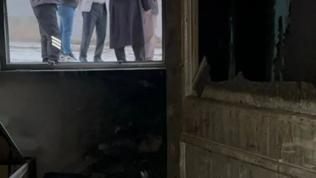 Elazığ’da Kiracının Ateşe Verdiği Ev Kül Oldu