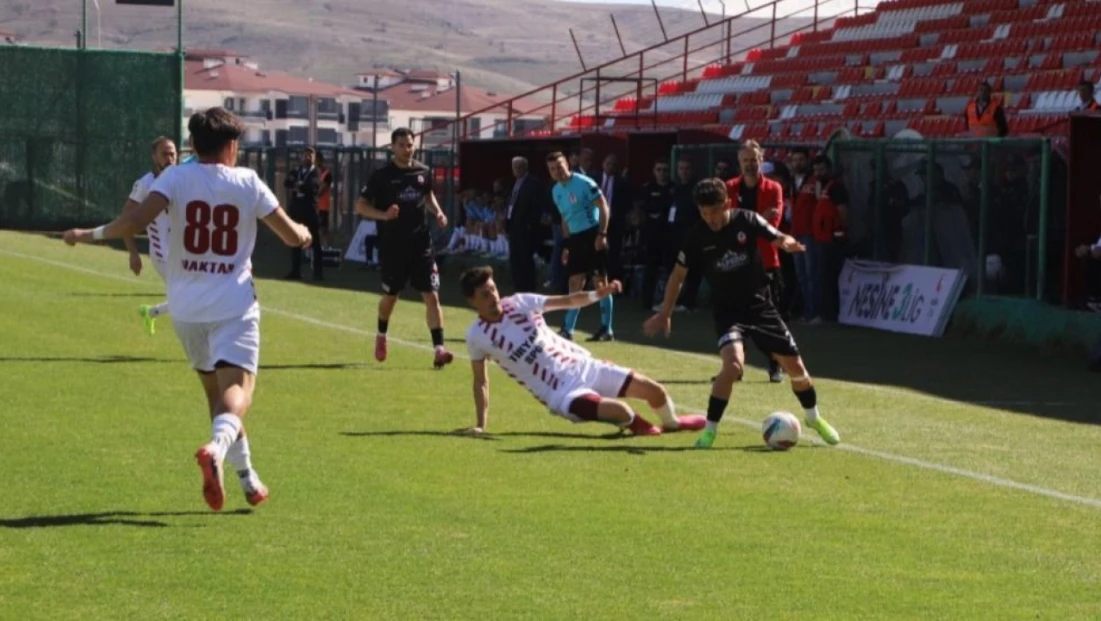 Elazığ FK’da Kan Kaybı Sürüyor