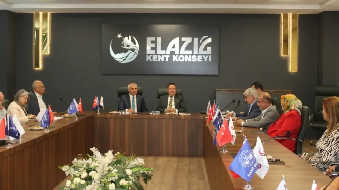 12 Yıllık Mücadele Elazığ'da Taçlandı: Kent Konseyleri Güçlerini Birleştirdi