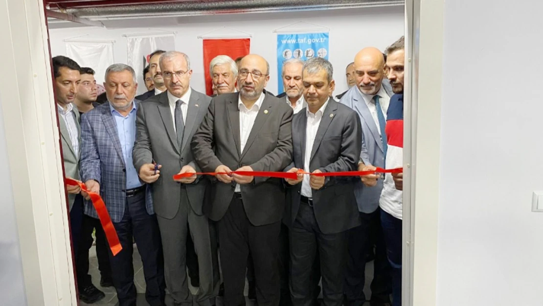 Açılış İçin Tören Düzenlendi