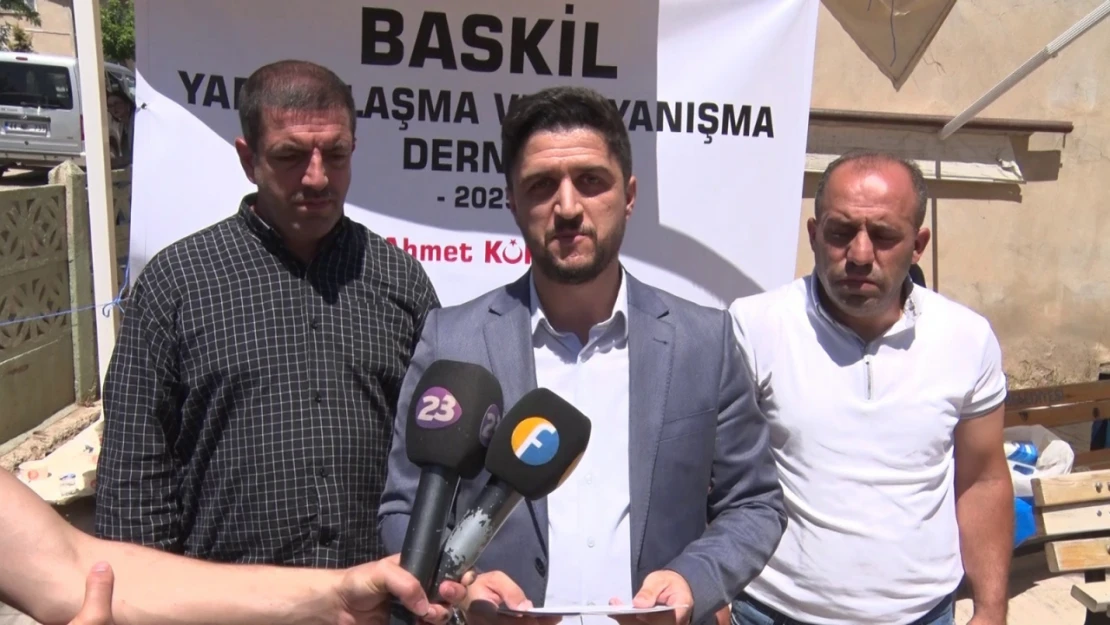 Ahmet Kürüm Baskil'de Basın Açıklaması Yaptı