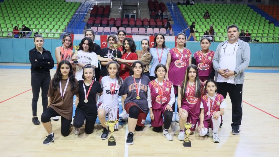 Basketbol Turnuvası Tamamlandı