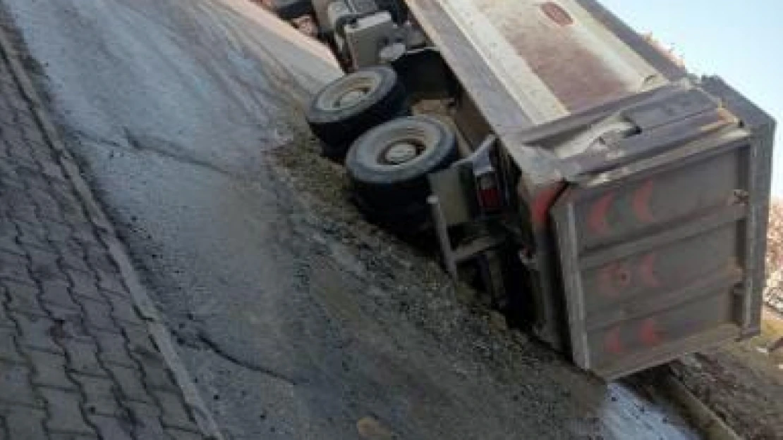 Elazığ'da Şaşkına Çeviren Kaza