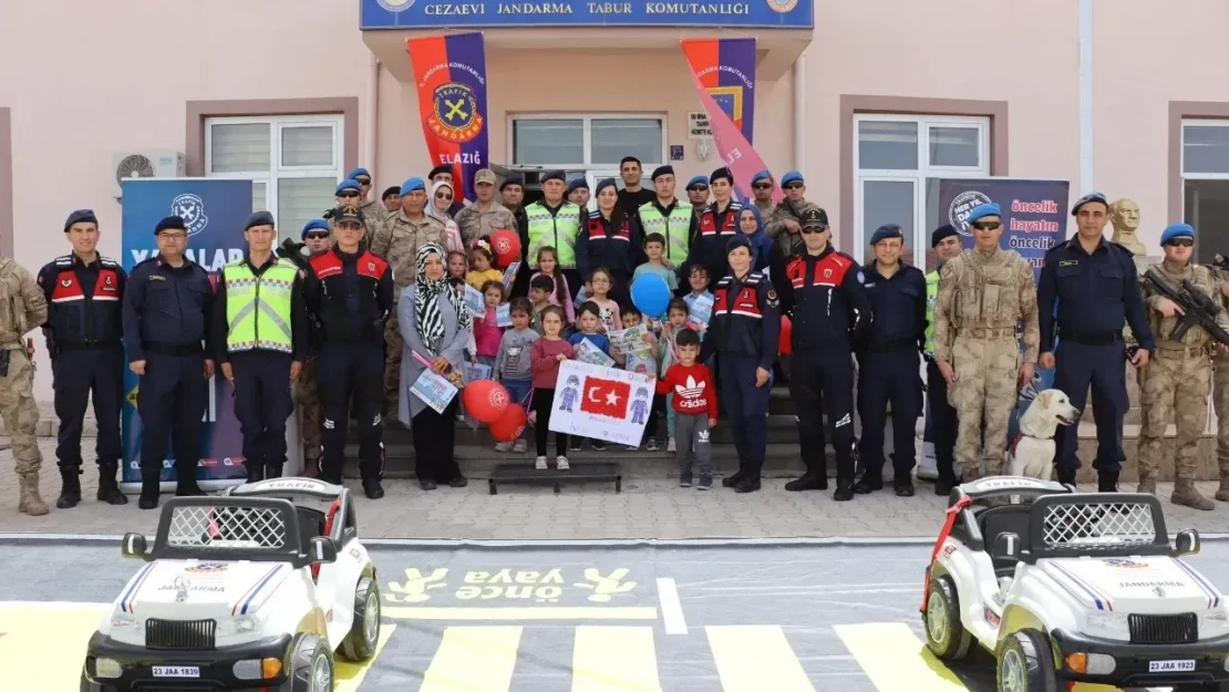 Elazığ Jandarma'dan Çocuklara Etkinlik