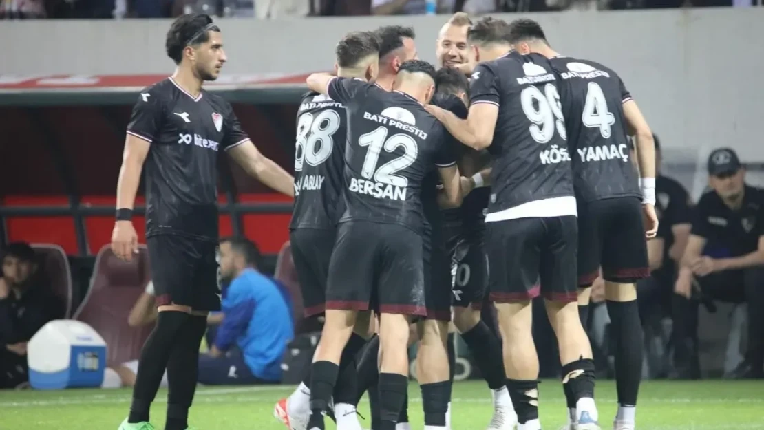 Elazığspor'dan Ayrılan Futbolcu Hangi Takımla Anlaştı?