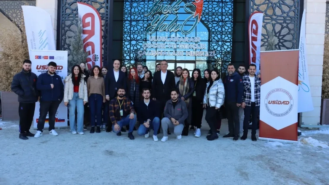 Erasmus Programı'na Katılan Öğrenciler İçin Sertifika Töreni Düzenlendi