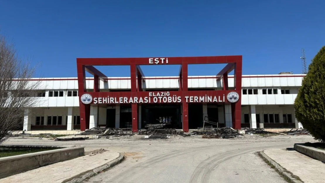 Eski Şehirler Arası Otobüs Terminali Yıkım Çalışmaları Başladı