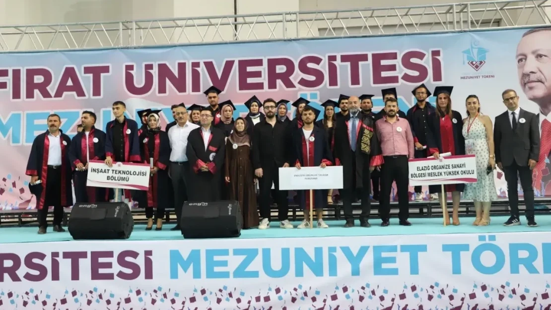 F.Ü Yüksekokulları İçin Mezuniyet Töreni Düzenlendi