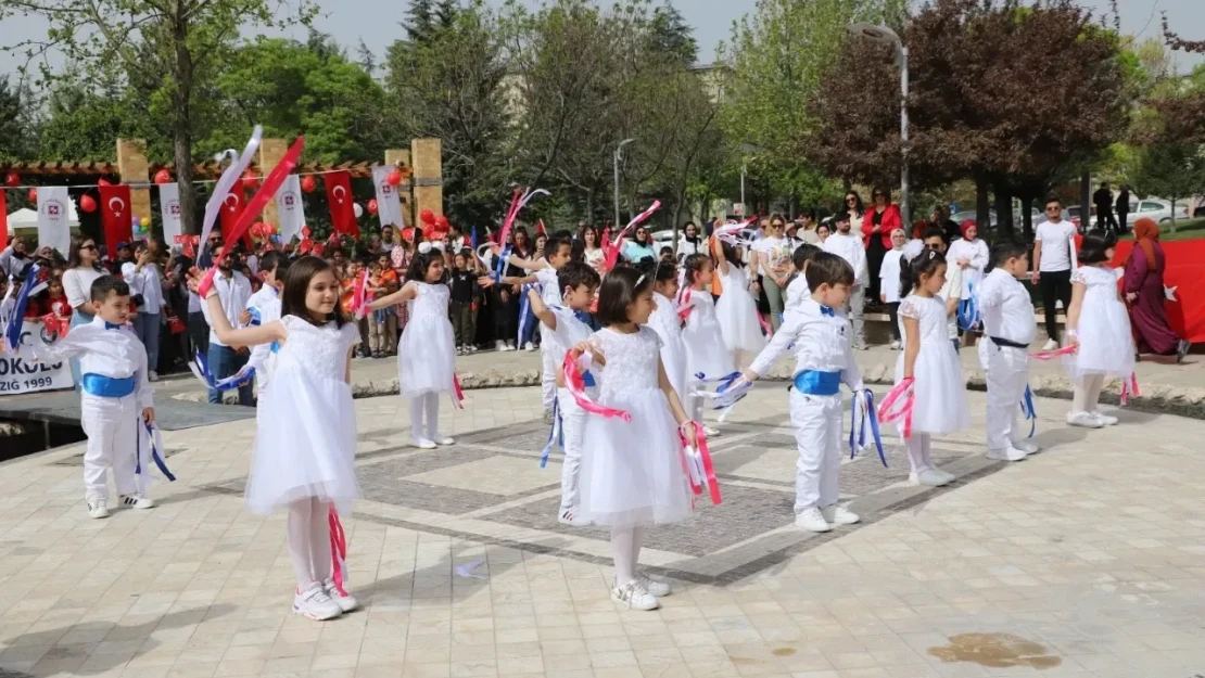 Fırat Üniversitesi Çocuklarla Şenlendi