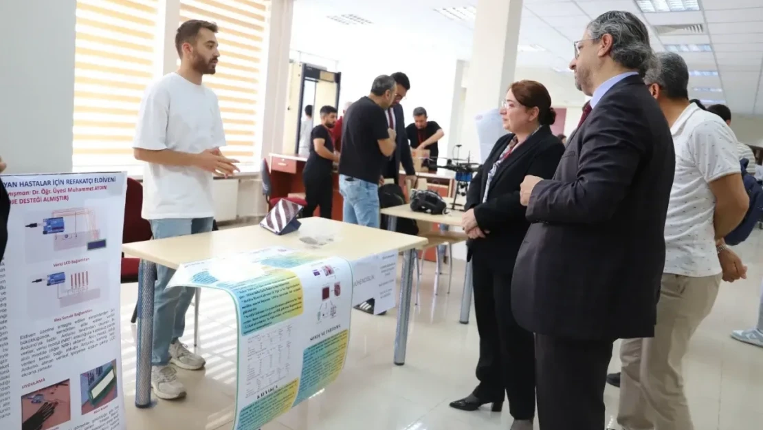FÜ'de Mühendislik Fak Bitirme Proje Sergisi Açtı