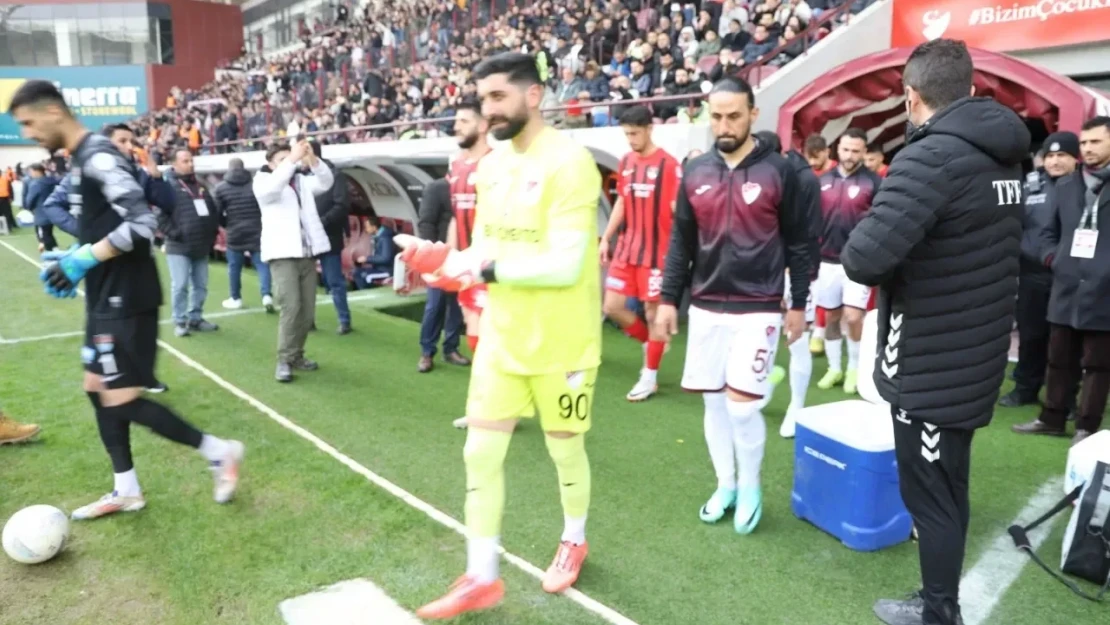Gakgo'dan, Son 4 Maçta Kalesini Gole Kapatıp, Güven Verdi!