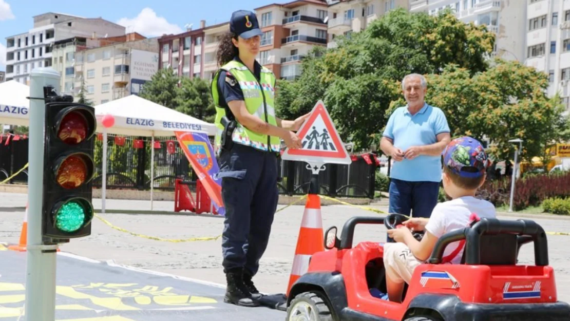 Jandarmadan Çocuklara Eğitim!