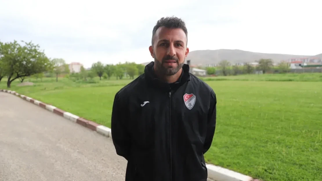 Mikail, Farketmez Kim Gelirse Gelsin!