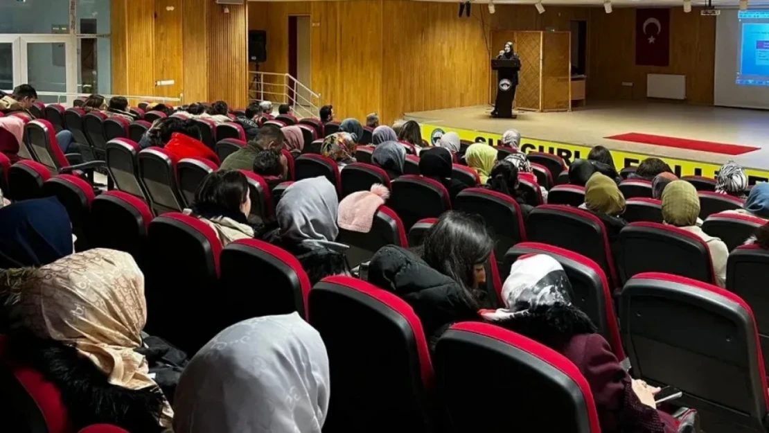 Öğretmenlerin Dikkatine: Seminerler Çevrimiçi Yapılacak!