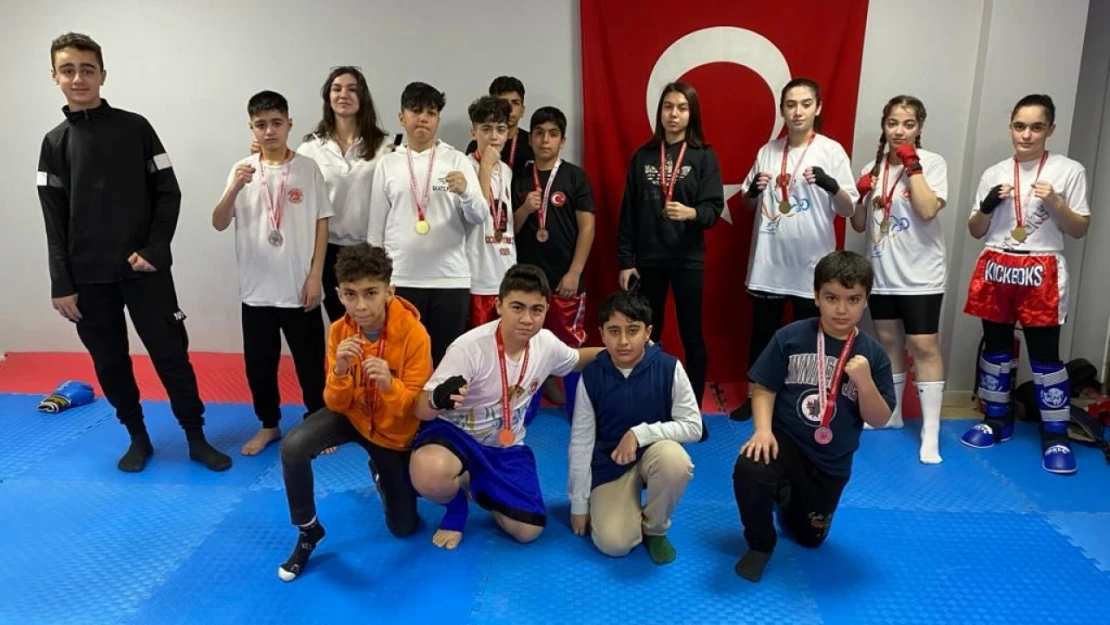 Okul Sporları Kick Boks Müsabakaları Sona Erdi