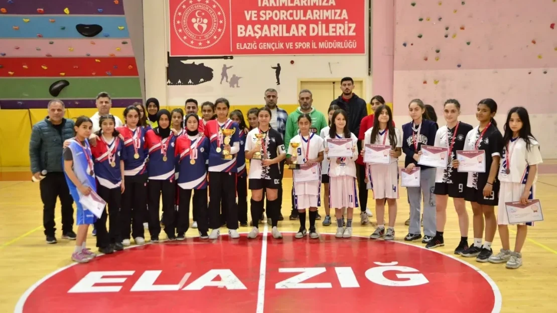 Okulsporları Yıldızlar Futsal Turnuvası Gerçekleştirildi