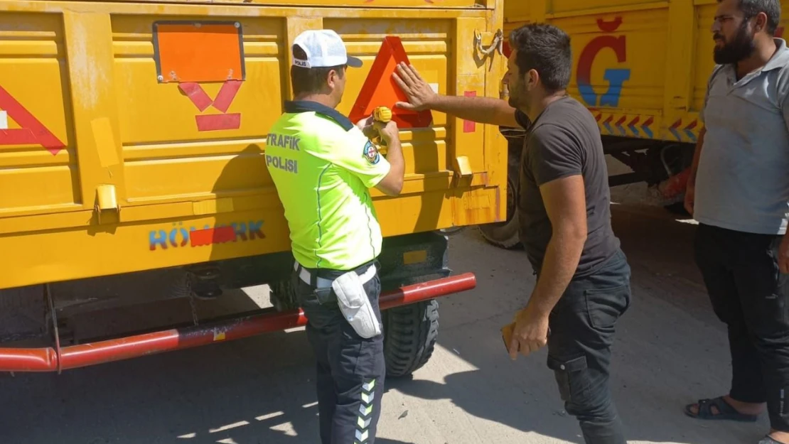 Polis Ekipleri Uyarıda Bulundu