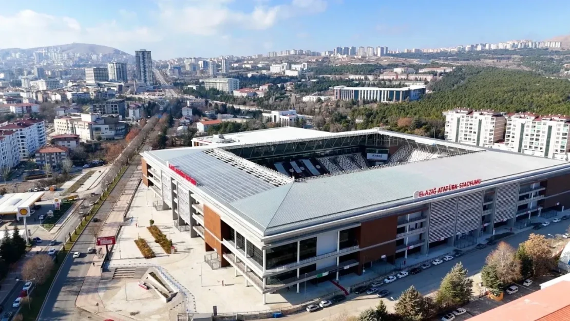 Protokol Atatürk Stadyumunu Gezecek