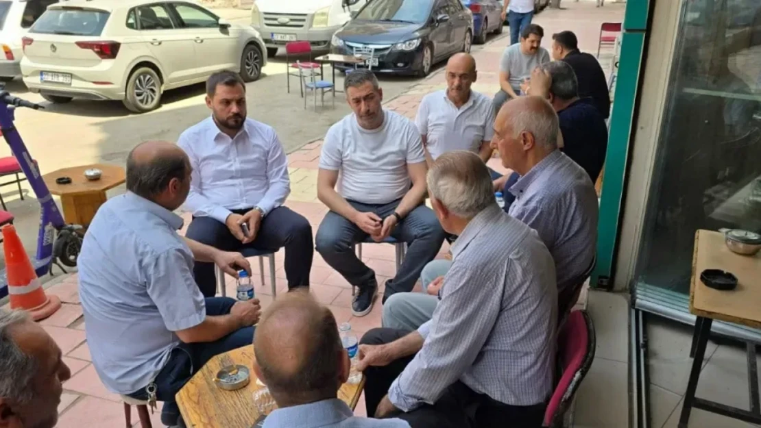 Takdirleri Toplayıp, Hayır Duaları Alıyorlar!