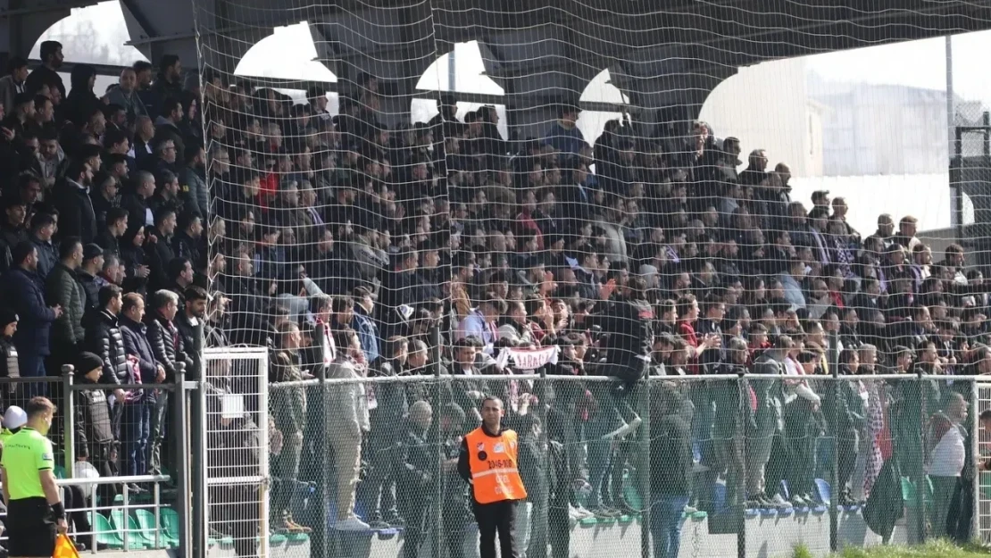 Taraftarlar Otobüs İstiyor