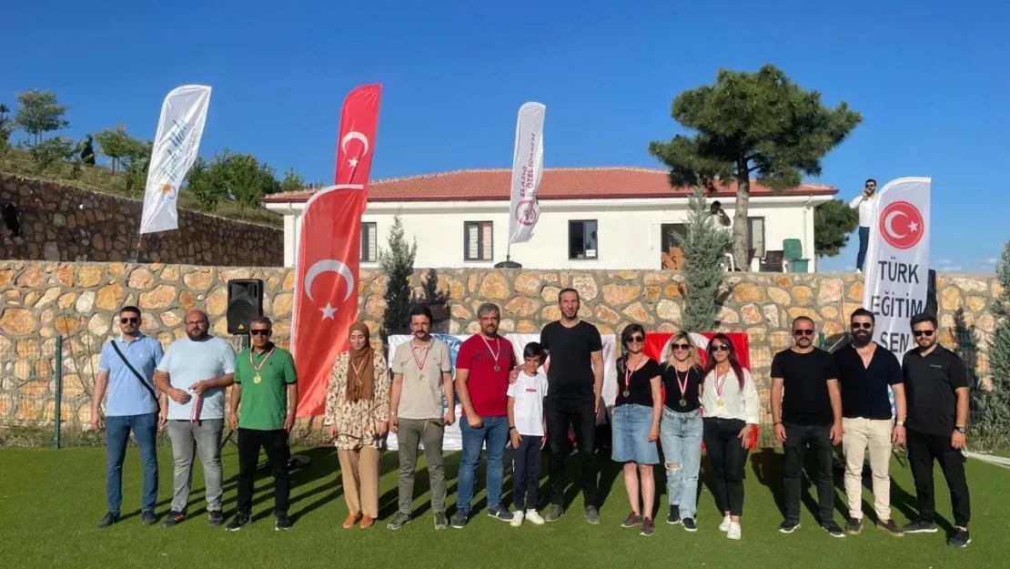 Türk Eğitim Sen Elazığ Şubesi 3'üncü Okçuluk Toyunu Düzenledi