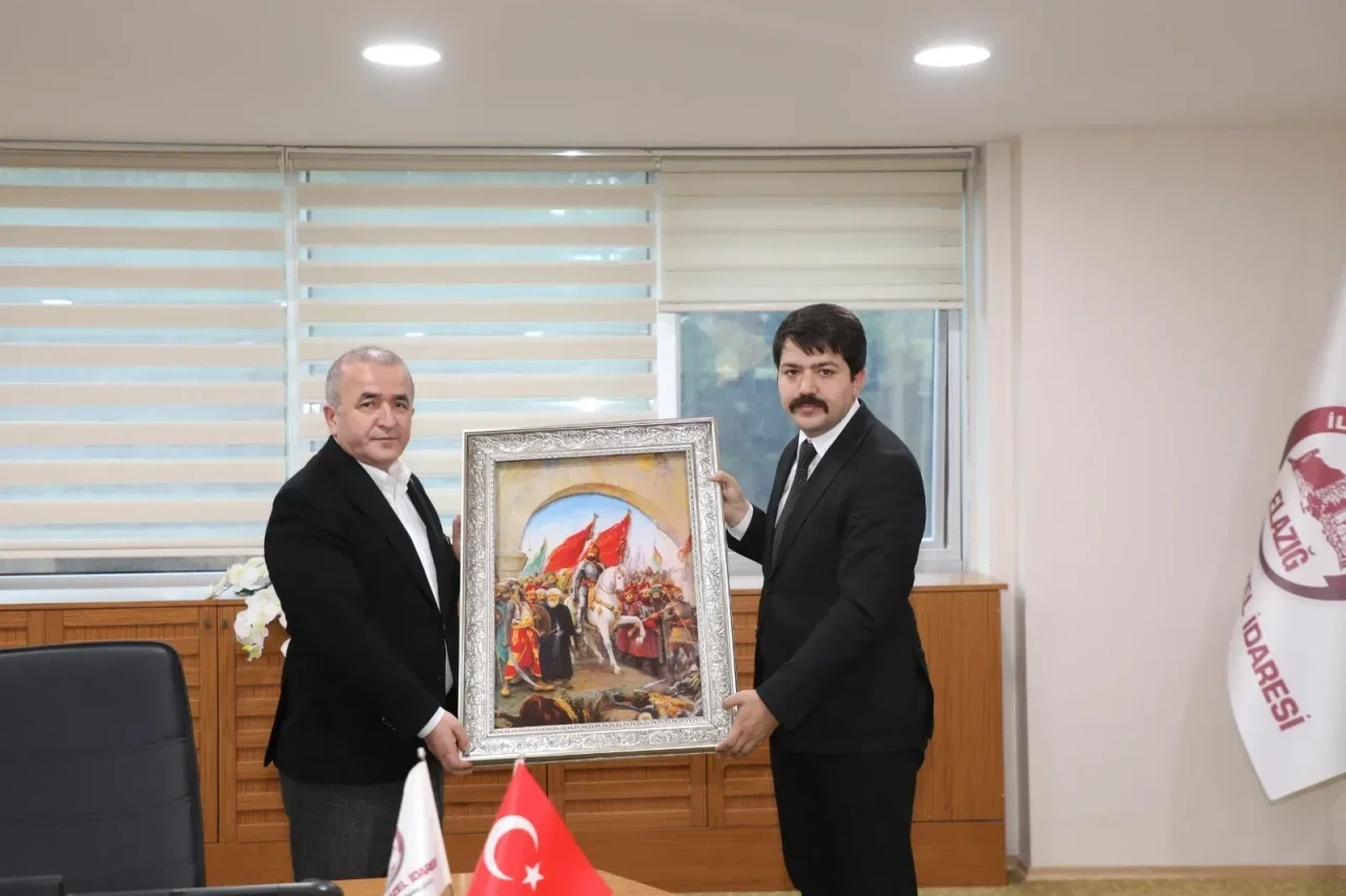 Türkiye Kamu-Sen'den Elazığ Valisi ile Çalışma Koşulları Toplantısı