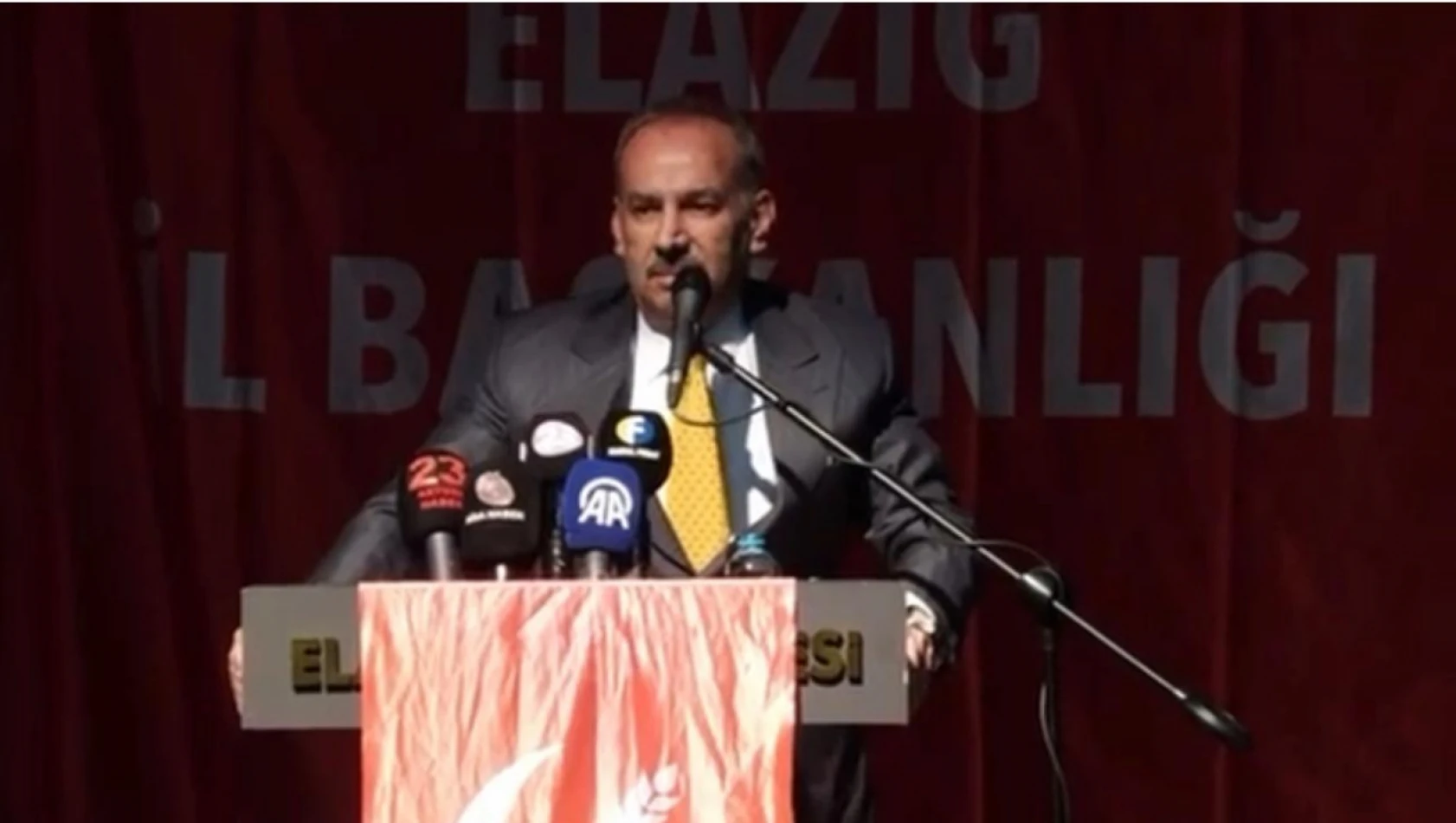 Yeniden Refah Partisi Kurucular Kurulu Üyesi Ahmet Akman'dan Önemli Açıklama