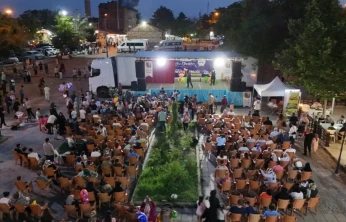 Elazığ Belediyesi Gezici Tiyatro Şenliği Her Yerde