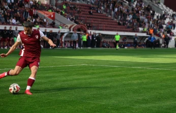 Elazığspor'da Son Dakika Draması Tribünlerde Yönetim İstifa Sesleri