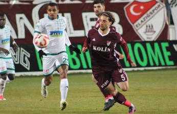 Elazığsporlu Eski Futbolcu da Kadro Dışı Krizi