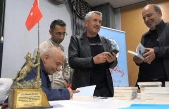 Türk Ocakları'ndan 'Bozkurt'un İzinde' Konferansı Ve İmza Günü