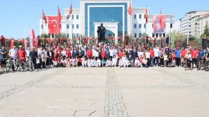 Elazığ'da Gençlik Bayramı Coşkusu