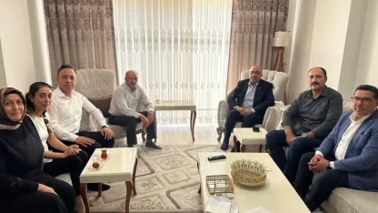 Bayrak Evler Projesi'ne Milletvekillerinden Tam Destek