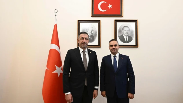 Kayısı polemiği büyüyor: Elazığlı Vekile Malatyalı Vekilden Cevap