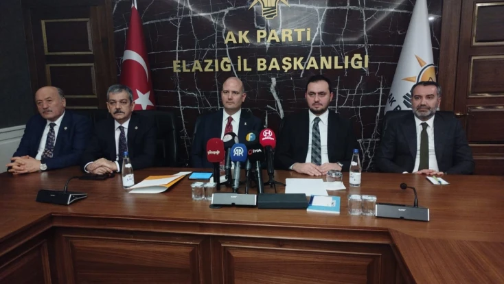 AK Parti “Asrın Birlikteliği” Programı Kapsamında Elazığ’da Teşkilatla Buluştu!