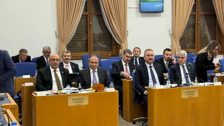 Ak Parti Elazığ Milletvekili Ateş Püskürdü!