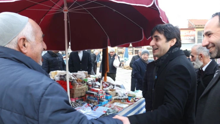 Akın, Esnaf Ve Vatandaşlar İle Bir Araya Geldi