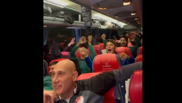 Alkışlar Başkan Çayır'a
