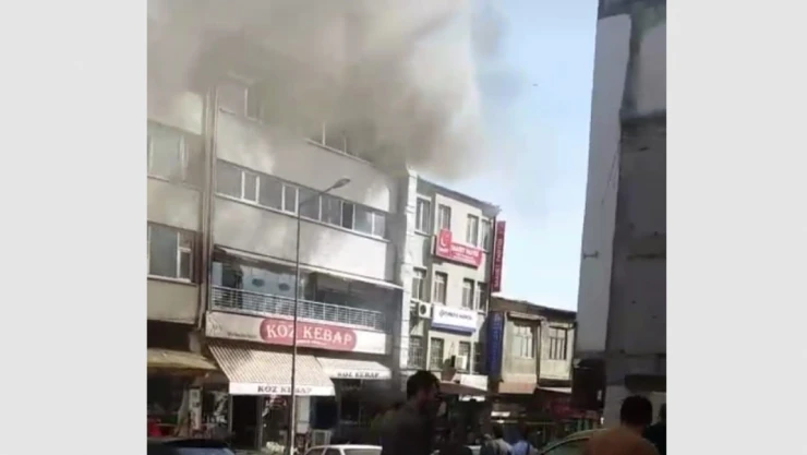 Baca Yangını Korkuttu