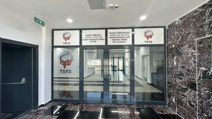Basın Tribününe TSYD Logolu Giydirme