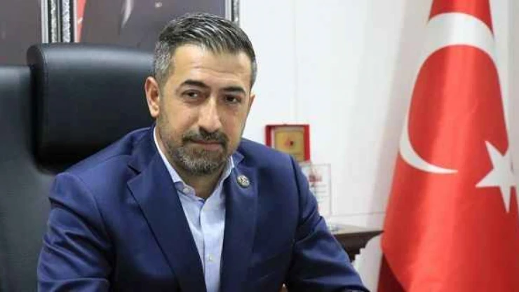 Bayrağı Da Bayramı Da Bir Olan Büyük Türk Milletinin Ramazan Bayramını Kutluyorum