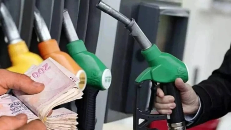 Benzin Fiyatlarına Yine Zam!