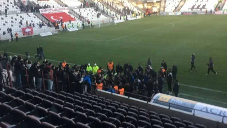 Bordo-Beyazlılar Aman Dikkat! Para Cezasıyla Kurtulduk