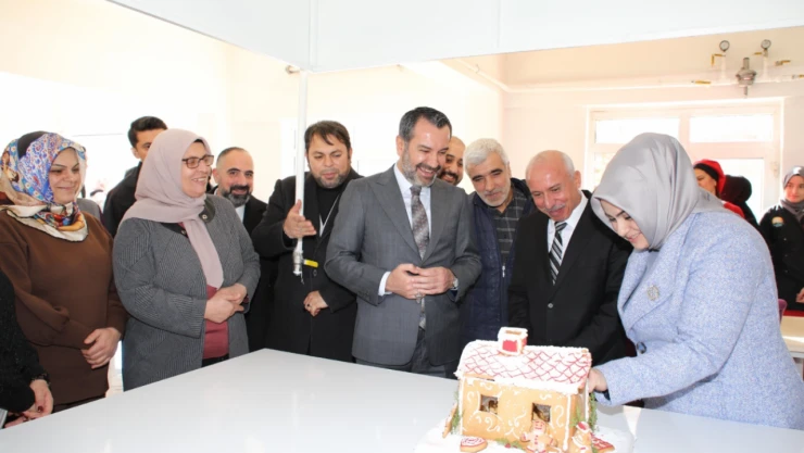 Çalmadık Kapı, Girmedik Gönül Bırakmayacağız