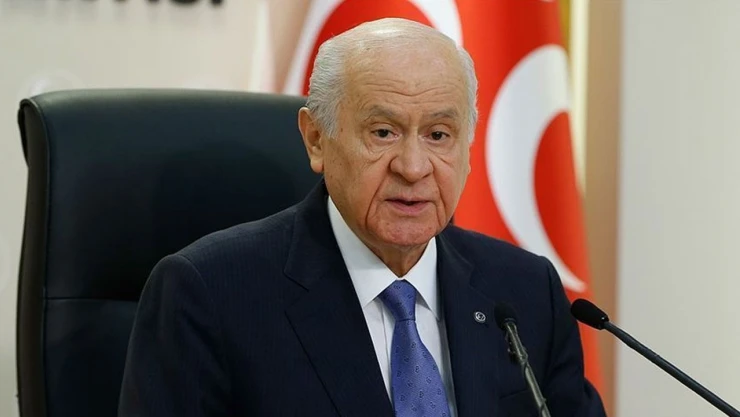 Cumhurbaşkanı Kapıyı Kapattı, Bahçeli Araladı