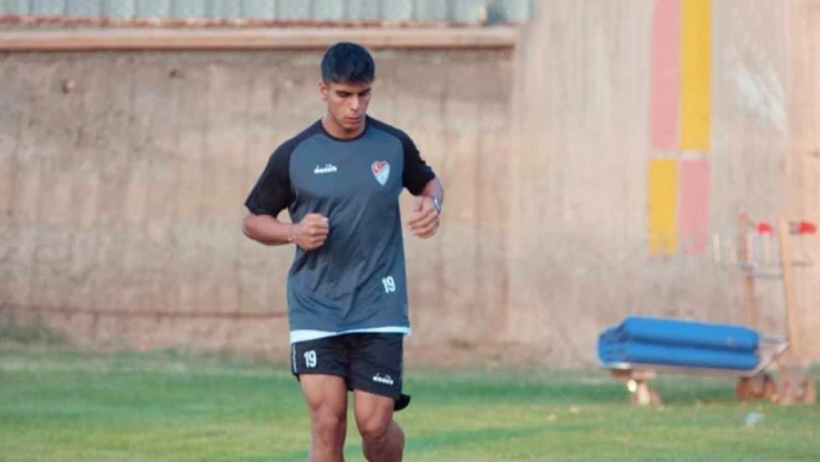 Denizhan Akkuş İle Resmi Sözleşme İmzaladı