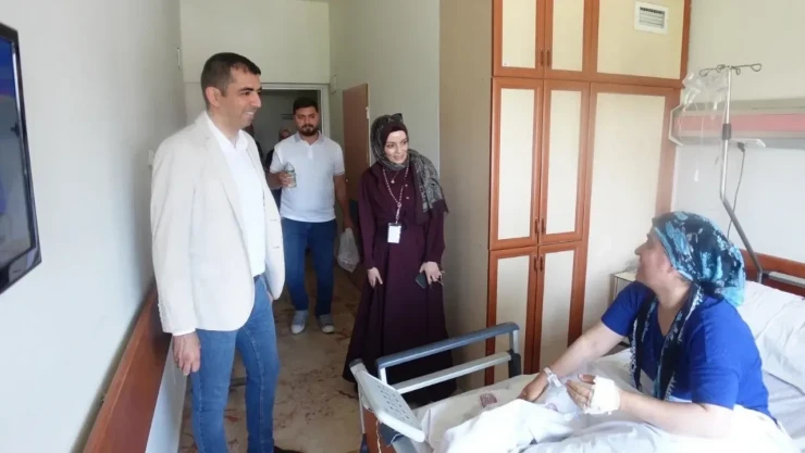 Doç. Dr. Mesut Yur ve Hastane Yönetimin'den Anlamlı Ziyaret