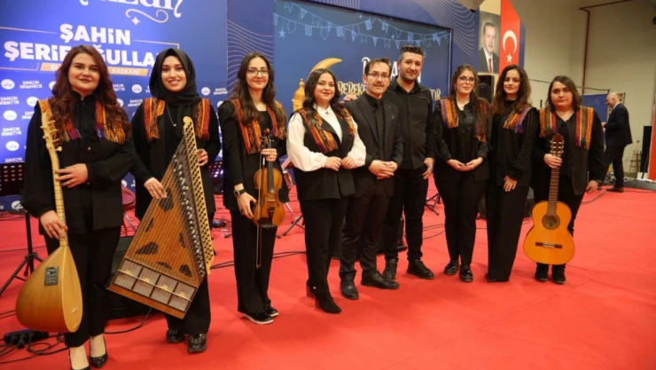 Elazığ Belediyesi Kadın Kürsübaşı Ekibi, Harput Musikisinin En Güzel Örneklerini Sundu