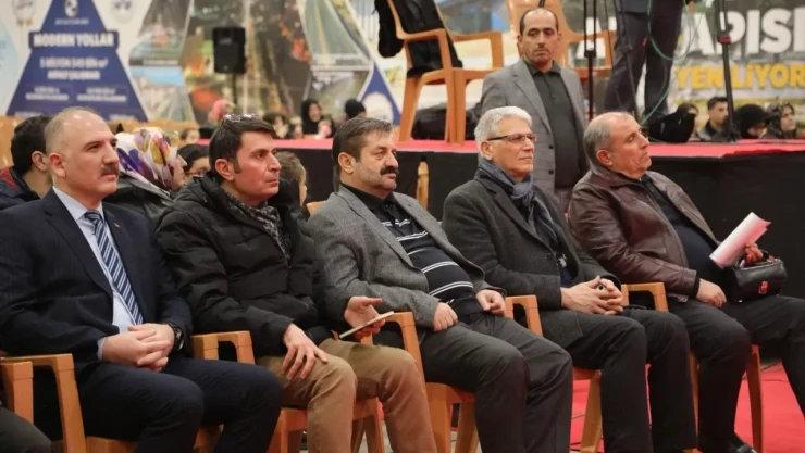 Elazığ Belediyesi Ramazan Etkinliklerinde Emrah Güneş Dinletisi Gerçekleşti