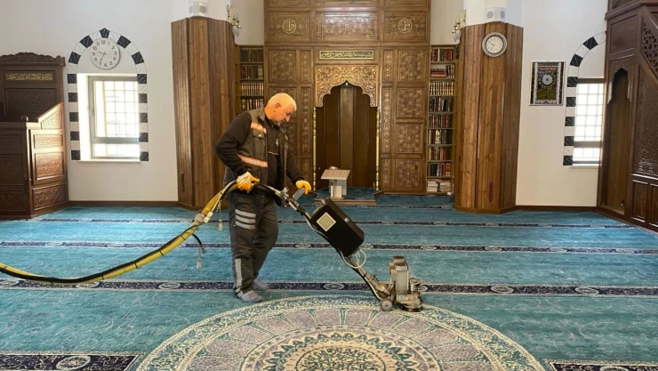 Elazığ'da Camiler Ramazana Hazırlanıyor